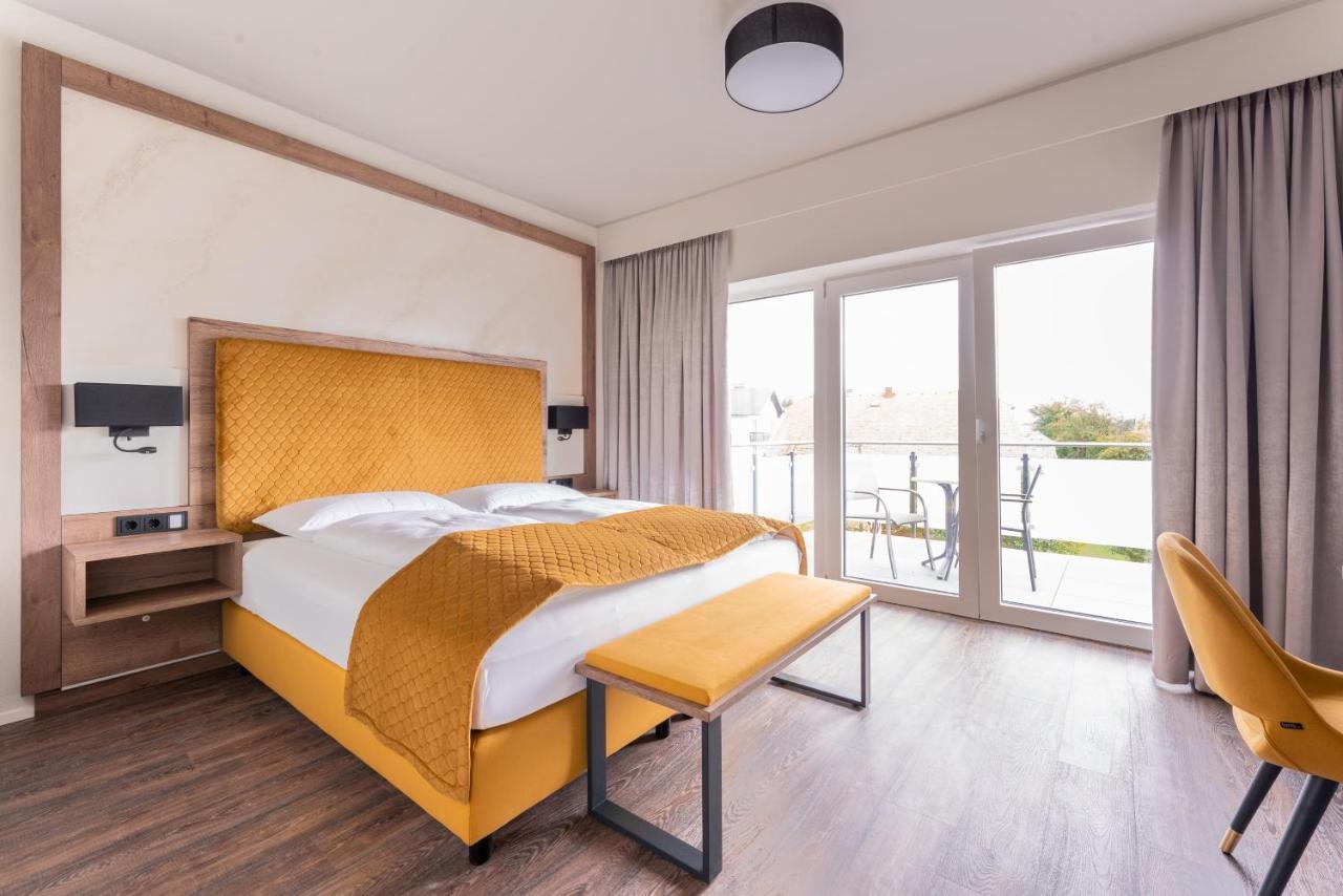 Hotel Traunfall Viecht ภายนอก รูปภาพ